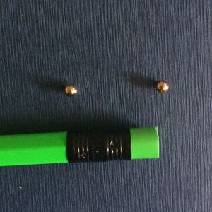 🌸NEW🌸Mini rose gold stud earrings